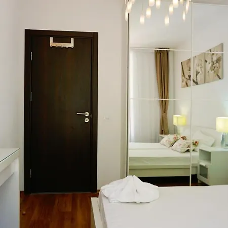 アパート Byala Cliff Sea View Penthouse ビャラ