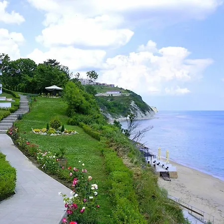 アパート Byala Cliff Sea View Penthouse ビャラ