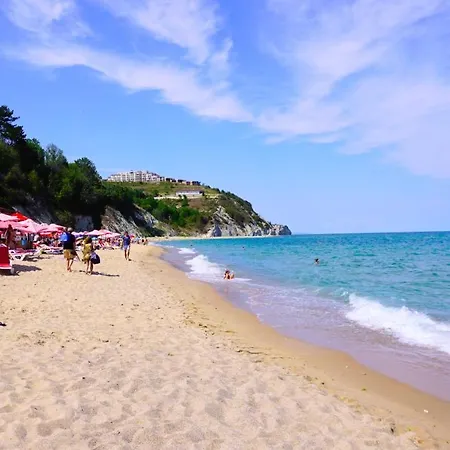 Byala Cliff Sea View Penthouse Apartamento Byala (Varna)